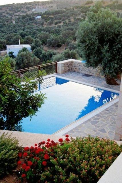 Litiniana Villas ตรีโอเปตรา ภายนอก รูปภาพ